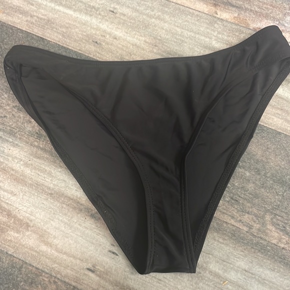 SHEIN BIKINI, NWOT - Picture 6 of 7